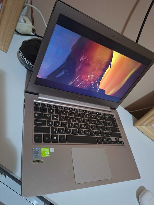 Лаптоп Asus UX303LN FullHD SSD 512GB