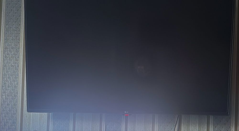 продам телевизор