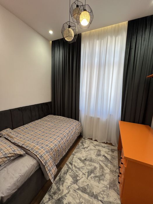 ЖК Mirabad Palas Ул Нукусская! Сдаётся новая 4х комнатная!