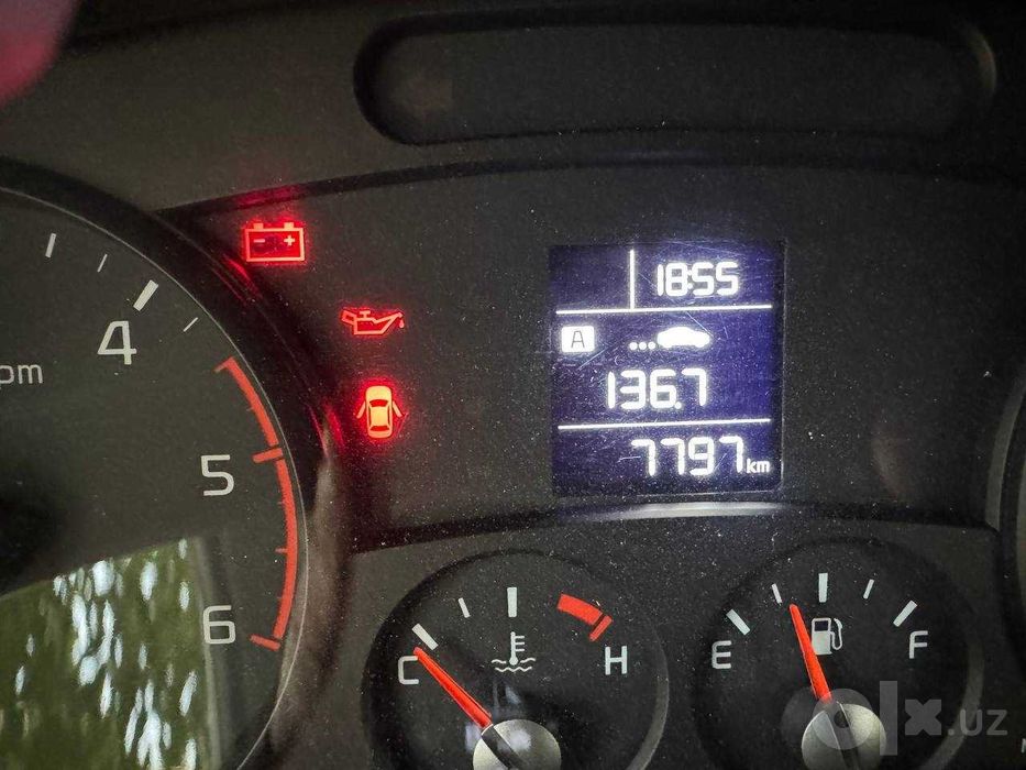 Срочно продаётся kia bongo состояние отличное