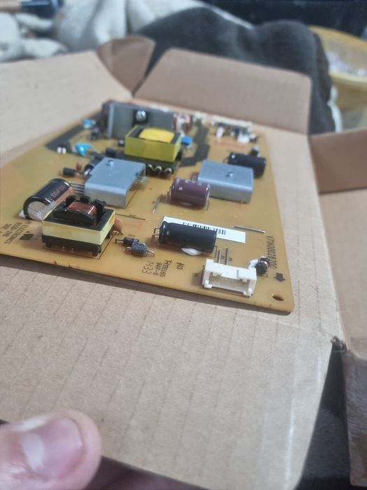 Vând urgent modul alimentare tv toshiba testat