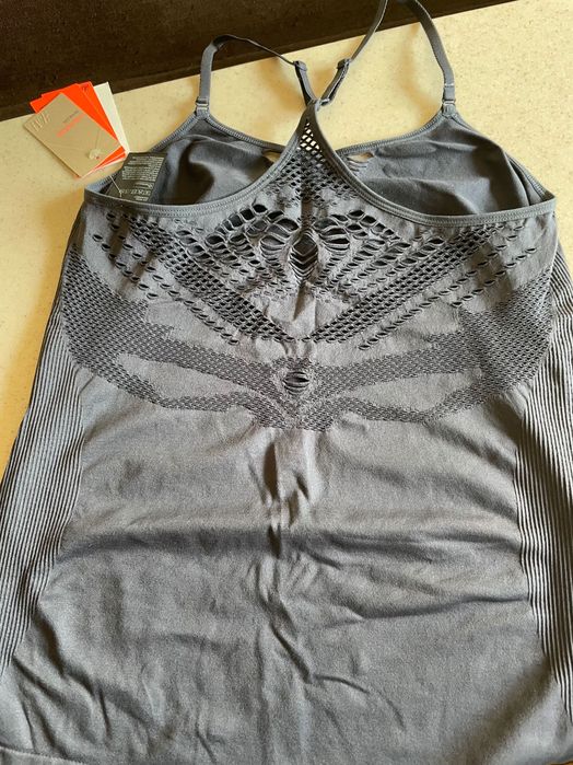 Maieu sport H&M gri inchis model mesh nou