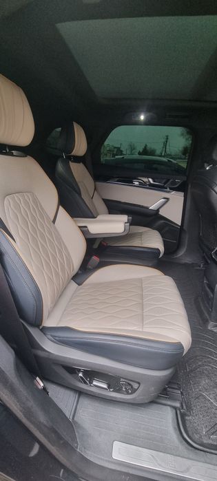 VIP TAXI  Перевозка гостей столицы