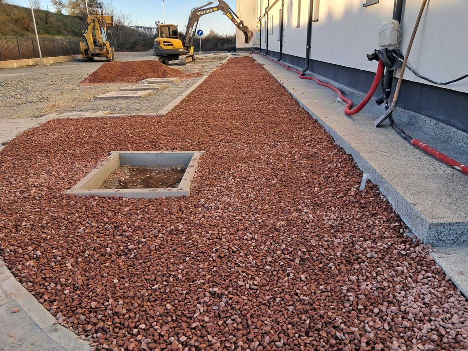 Închirieri utilaje construcții,demolări,drumuri