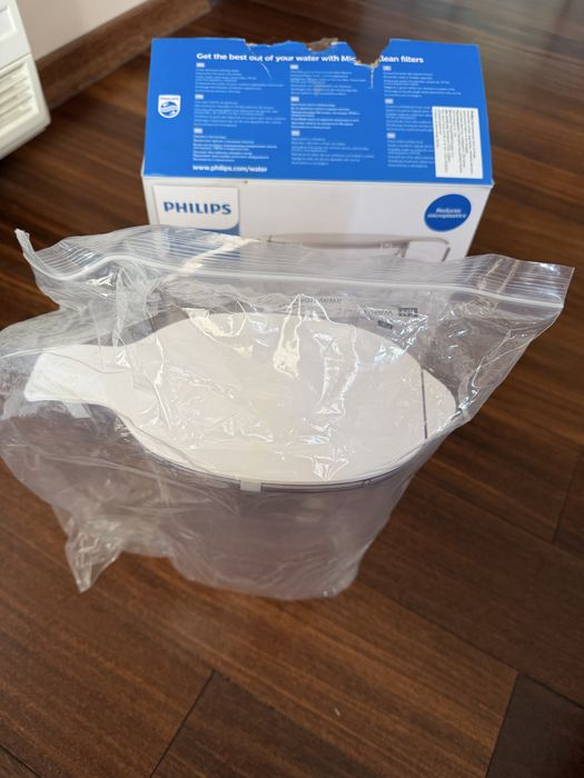 Филтрираща кана за вода Philips AWP2935WH