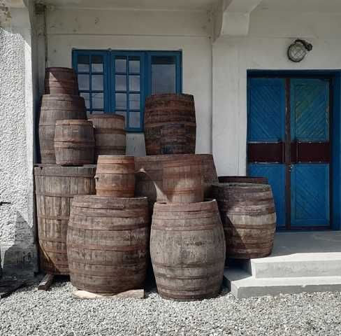 Butoi foarte vechi din lemn /Obiecte decorative/Recuzita