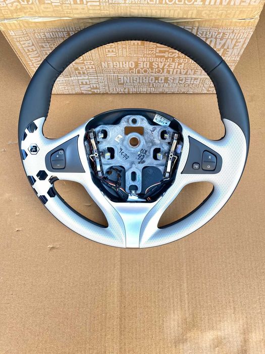 Volan piele editie limitata Renault Clio Captur nou original