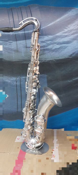 Саксофон , труба духовая. Декор для дома , кафе .