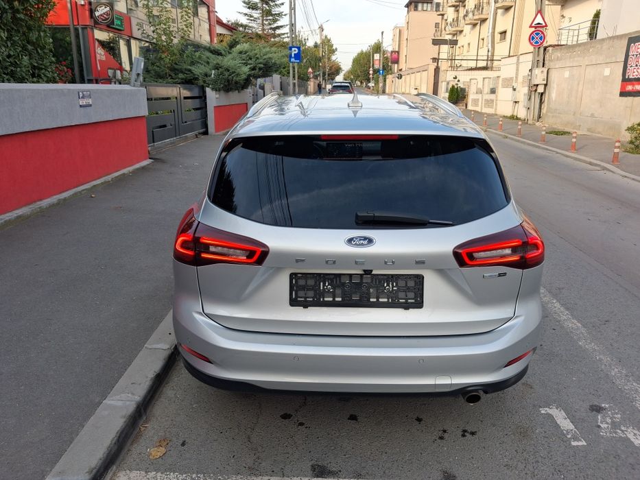 FORD Focus 2023 — imagine 4