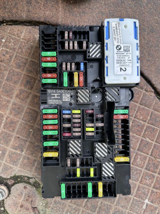Vând modul carlig si tablou sigurante bmw G01 G02