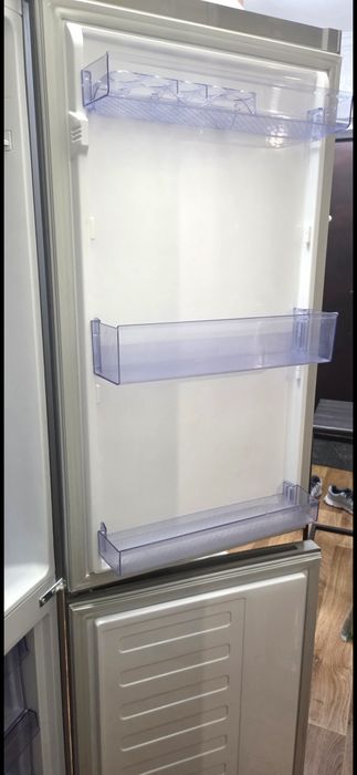 Продам холодильник Beko