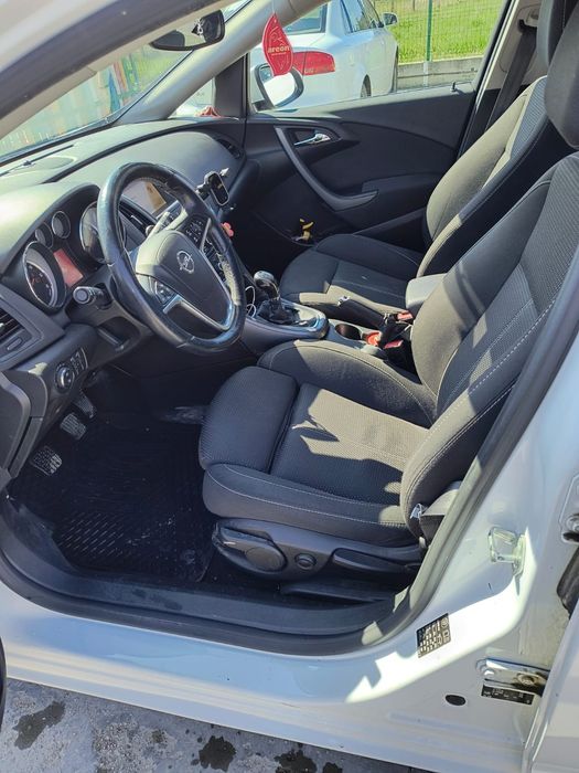 Opel Astra J Sport Tourer
