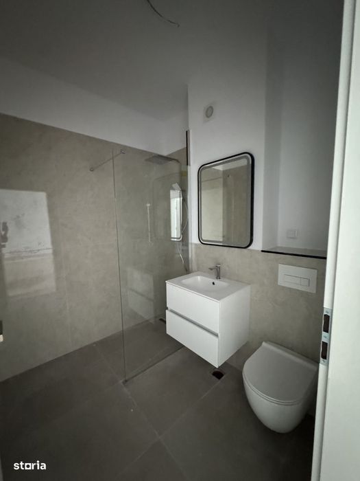 Apartament 2 camere + terasa 20mp, zona METRO, finisat