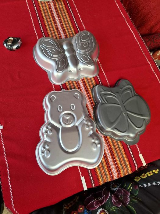 Форми за сладкиш