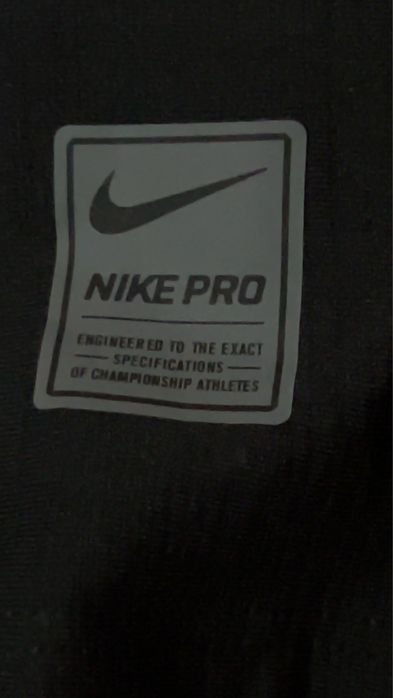 Маска на Найк (Nike Ski Mask)