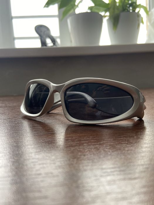 Очки спортивные солнцезащитные