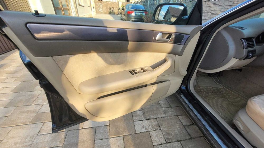 AUDI A6 2004 — imagine 5