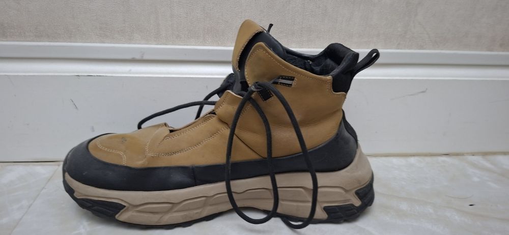 Продам зимнию обувь RASPECT 43размера