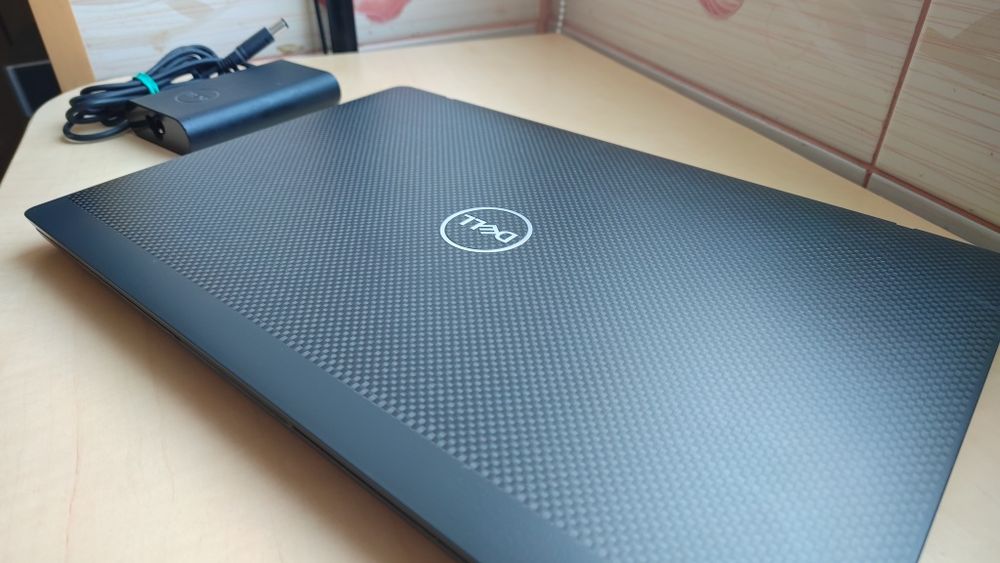 Laptop Dell 7400_i7 8665U__8GB DDR4__256GB SSD__14"FHD IPS + Office
