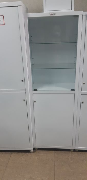 Продам шкафы медицинские