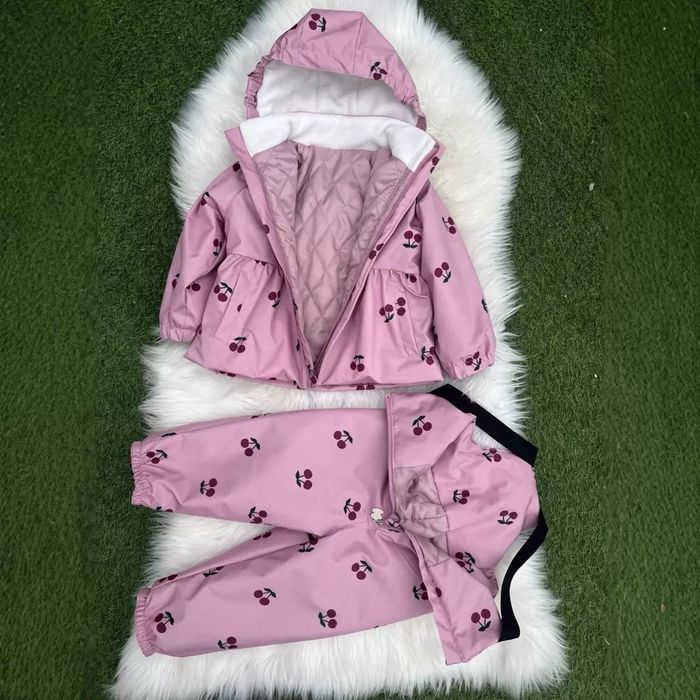 Комплект с комбинезоном на весну и осень