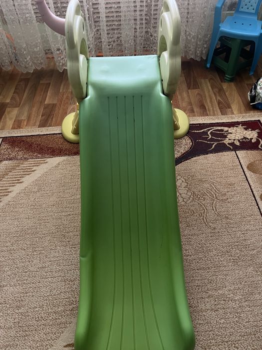 Продам детскую горку б/у