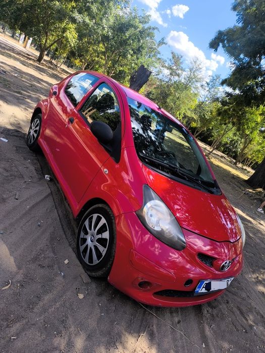 Toyota aygo 1.0 i, 2007, газ