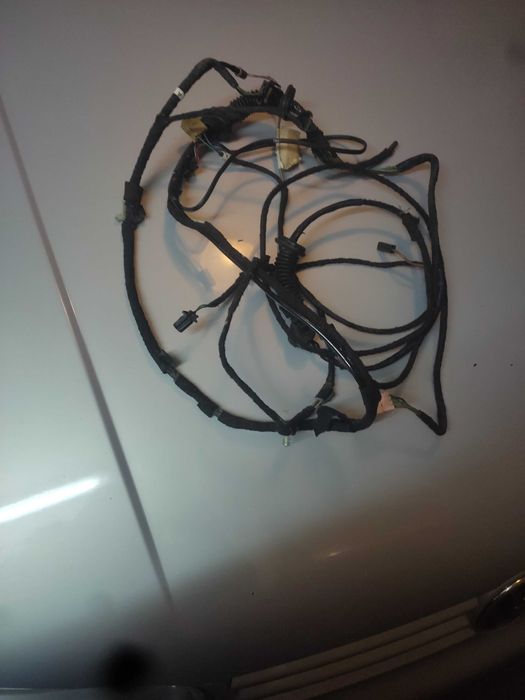 Продавам гуми195/65/15. " МИШЕЛИН  Инсталация Голф 4  врата багажник