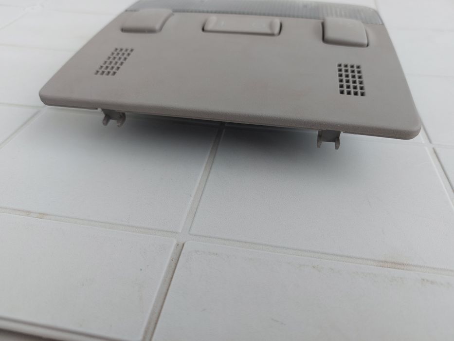 Plafoniera Lampa Plafon Fata Audi A2 8Z0947111