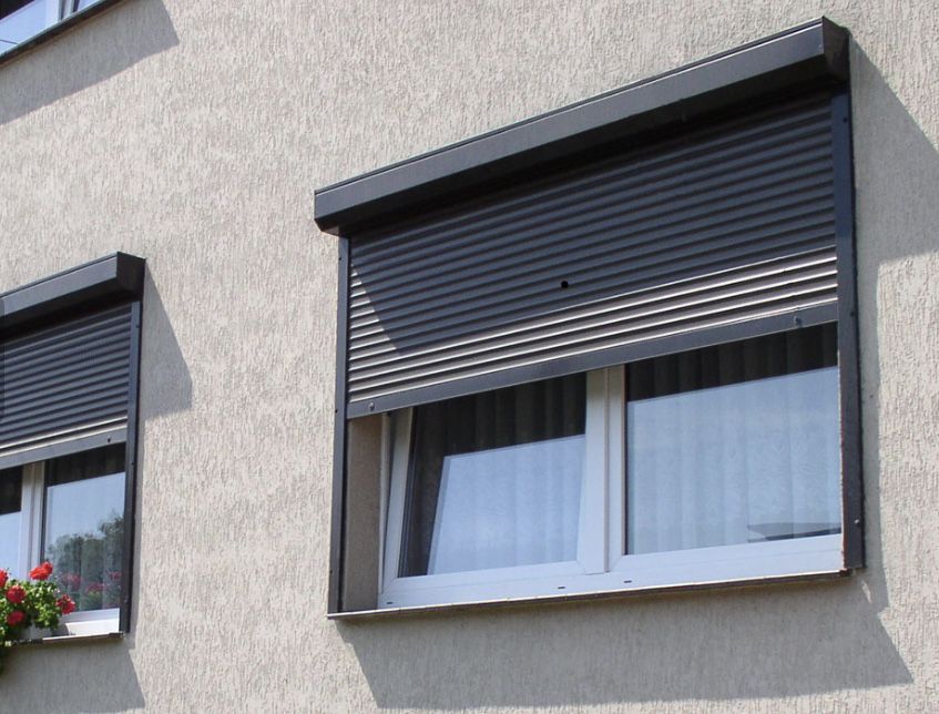 Рольставни, защитные жалюзи.