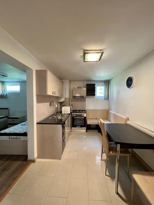 închiriez apartament 2 camere