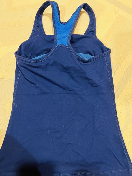 Pantaloni scurti alergat, maieu NIKE XS (si nou)