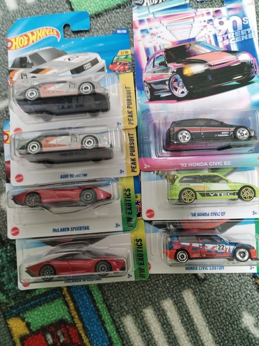 Hot wheels колички audi Honda