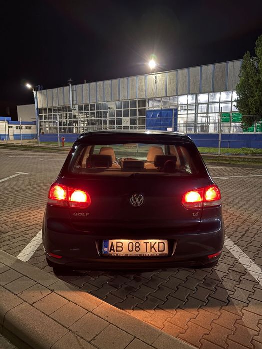 Vand Golf 6 1.6 benzina