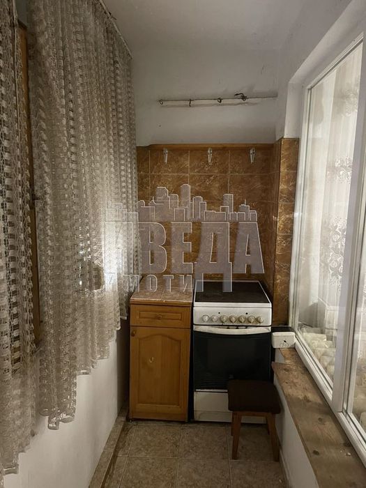 Продава се Тристаен апартамент в Силистра, Център - 80 кв.м за 974 €/кв.м - Снимка #9