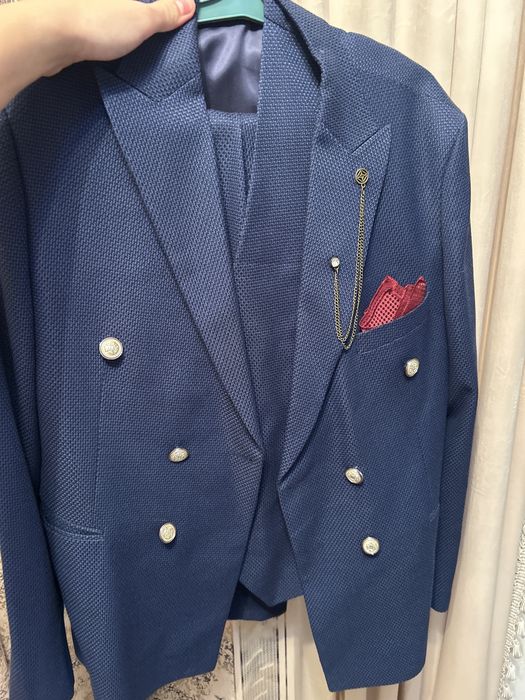 Продам Костюм рамер 50