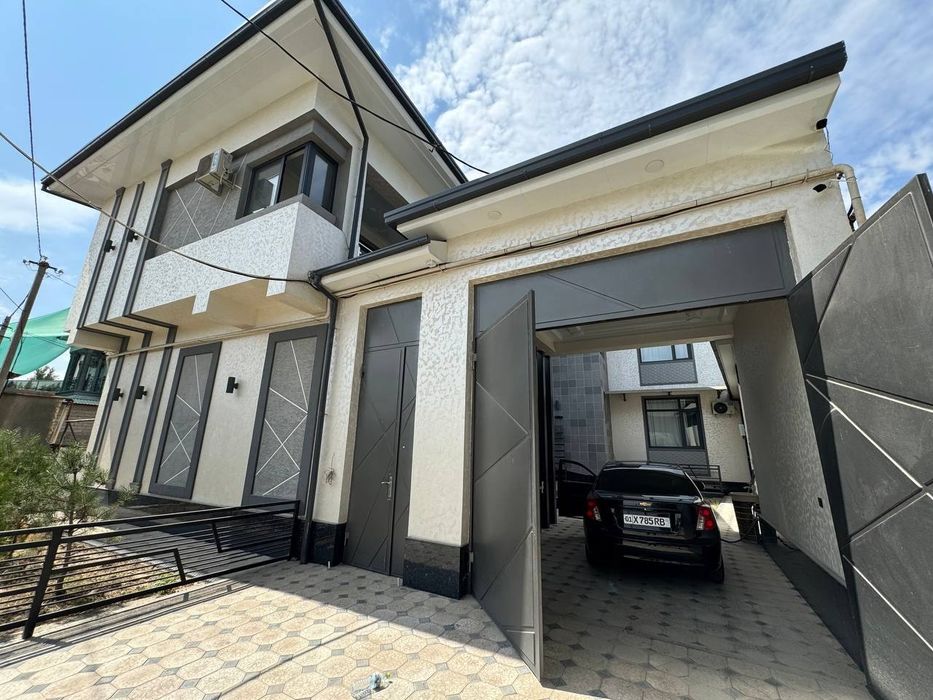 Дом Якасарайский р-н Бадридин хилолий 4500$