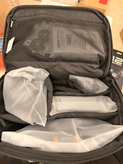 Drona dji avata 2 3 baterii in stare noua doar activata, garantie 2027