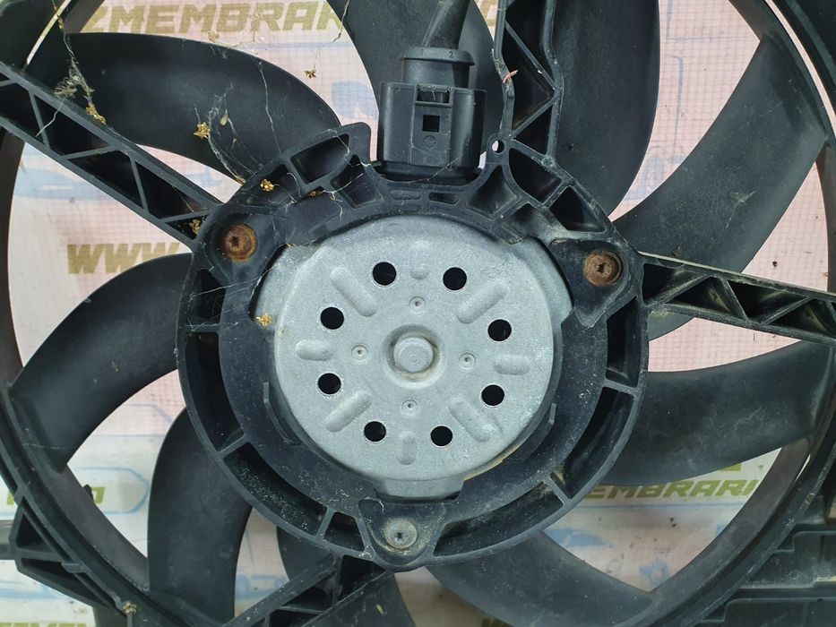 Grup electroventilatoare 8k0121003ad  3.0 tdi Audi Q3 8U [2011 - 2014