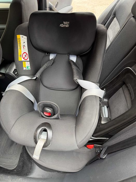 Scaun auto ISOFIX i-Size Britax Romer DUALFIX, 40-105 cm, rotativ