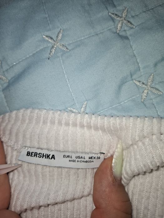 Дамски пуловер на Bershka