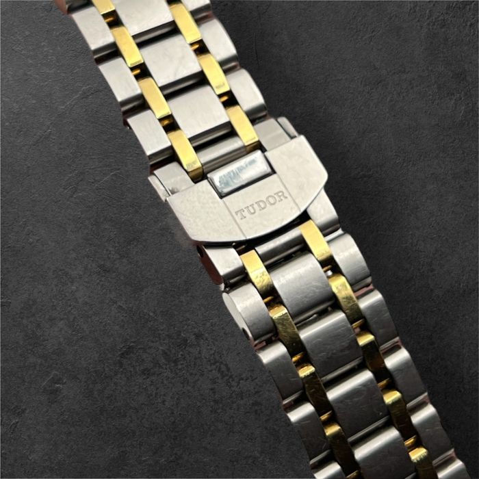 TUDOR ROYAL 41mm solid gold and diamond 90th мъжки часовник