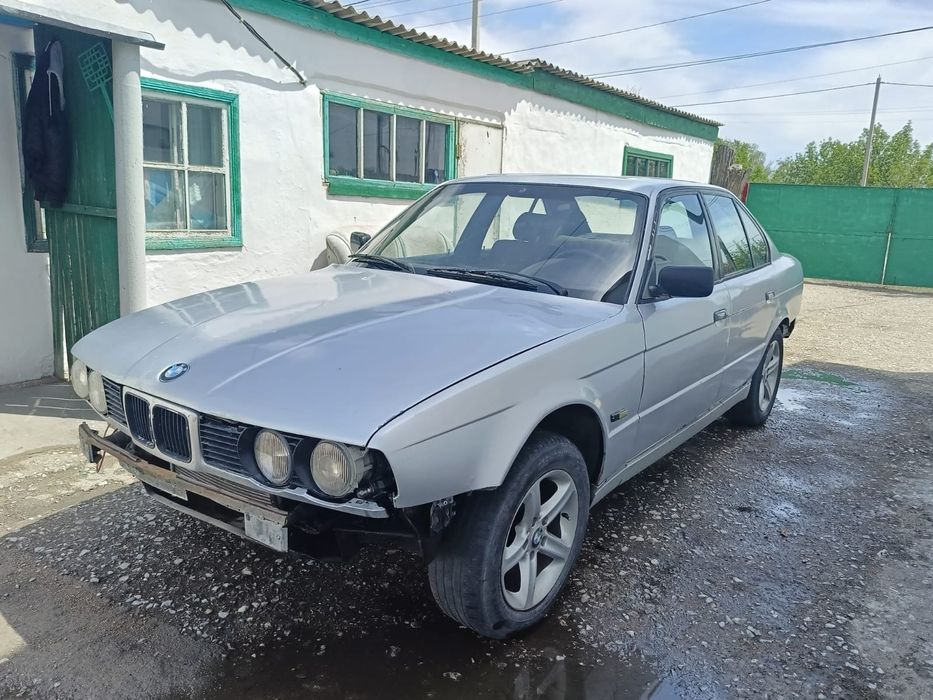 Продам БМВ по запчастям