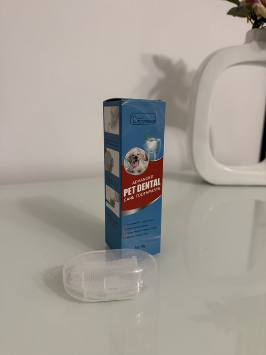 Pasta de dinti + periuta pentru animale de companie (catei, pisici)