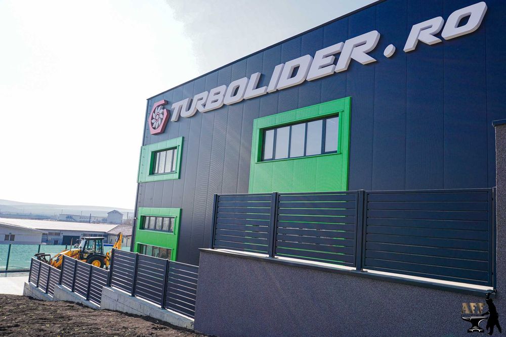 Porti si garduri, Calitate superioara, vopsire electrostatica