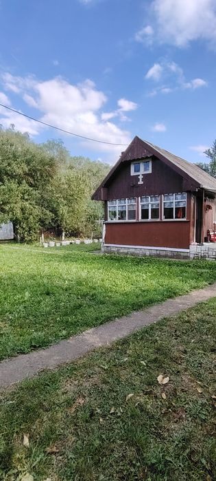 Vând casa in sat Fodora
