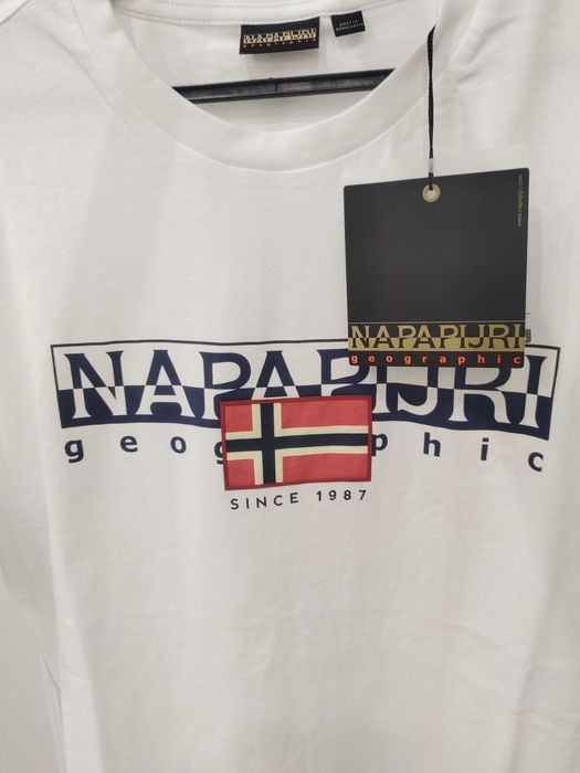 Футболка Napapijri Aylmer 100% органический хлопок.