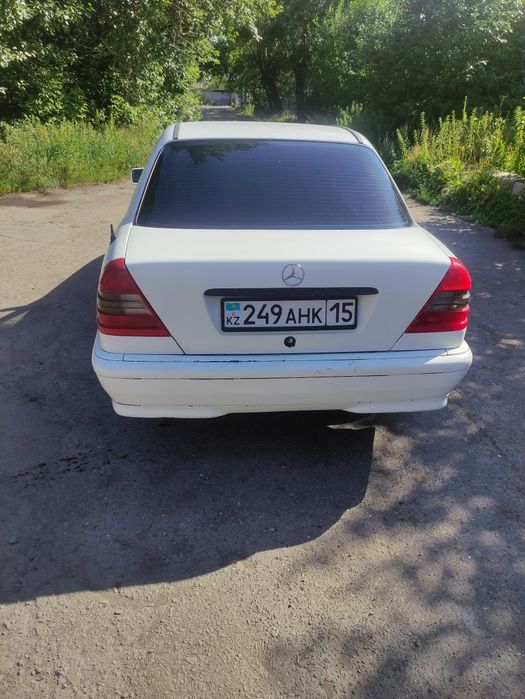 Продам Мерседес с 180