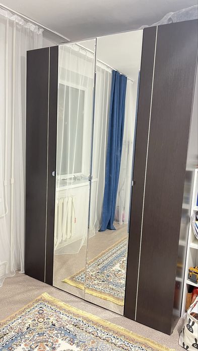 Шкаф с кроватью