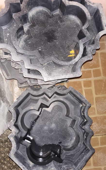 Форма для плитка тротуаная Ромашка 24шт